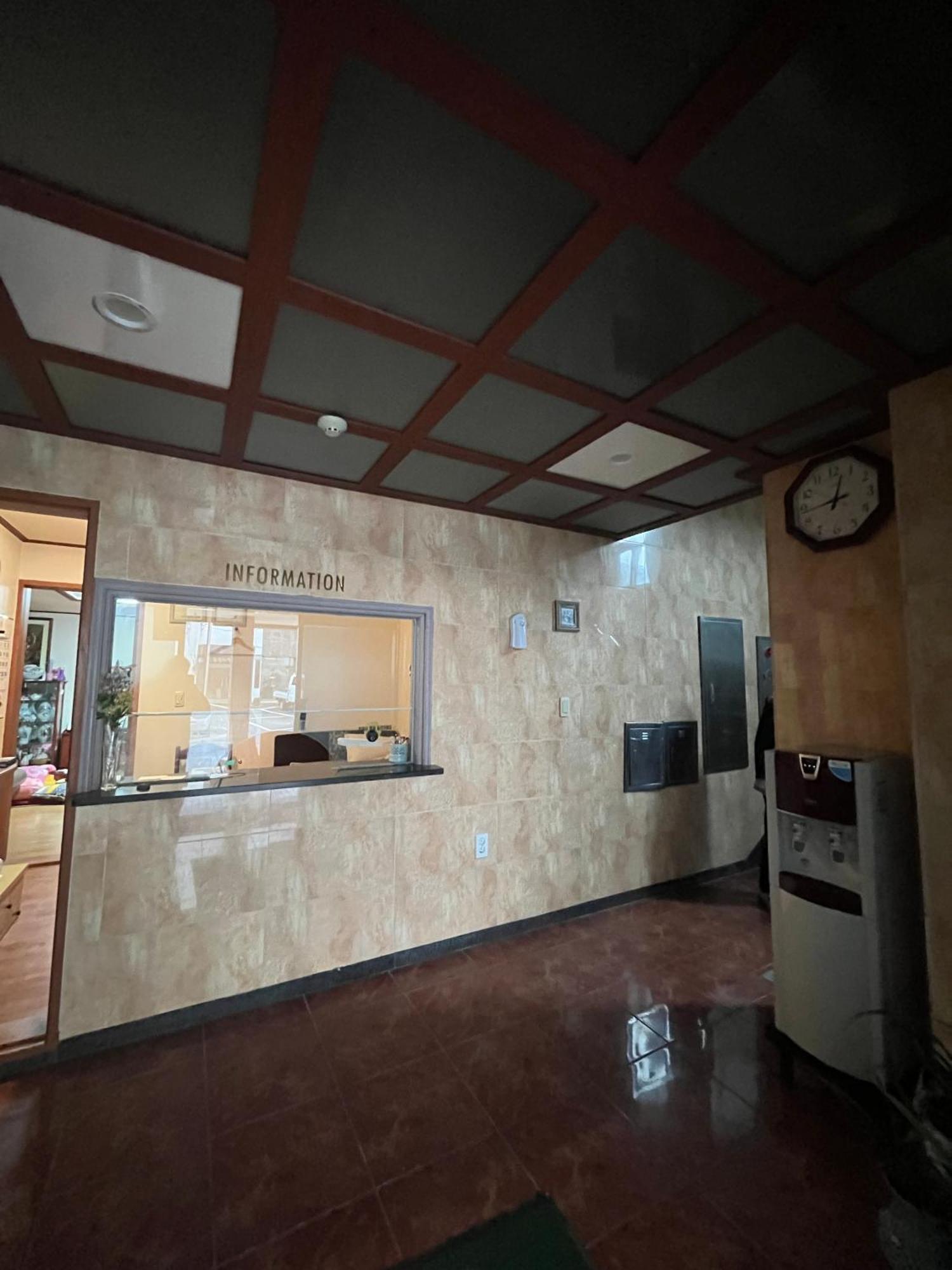 Oreum Motel Чеджудо Экстерьер фото